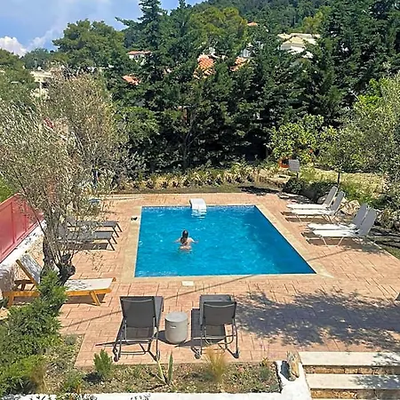 Nissi Collection Hotel